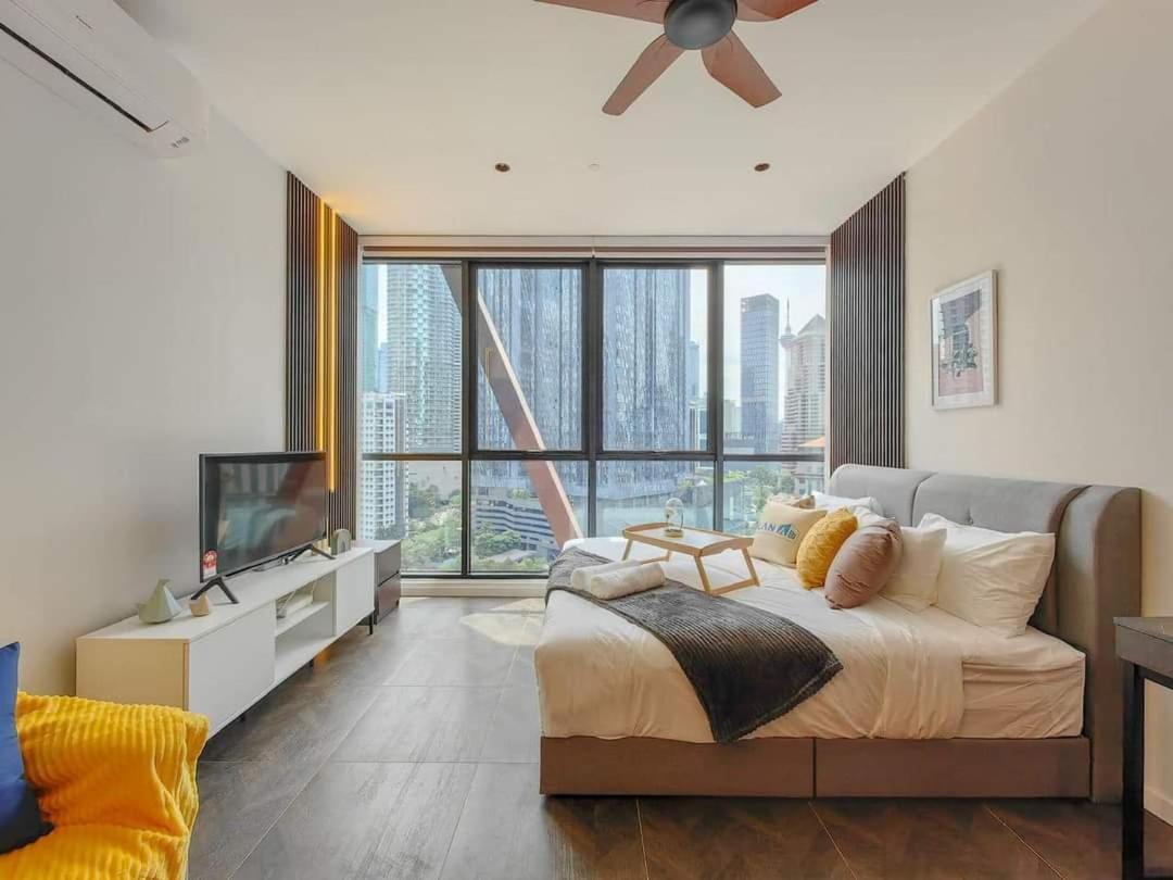 Scarletz Klcc Twintower By One39kl Apartment