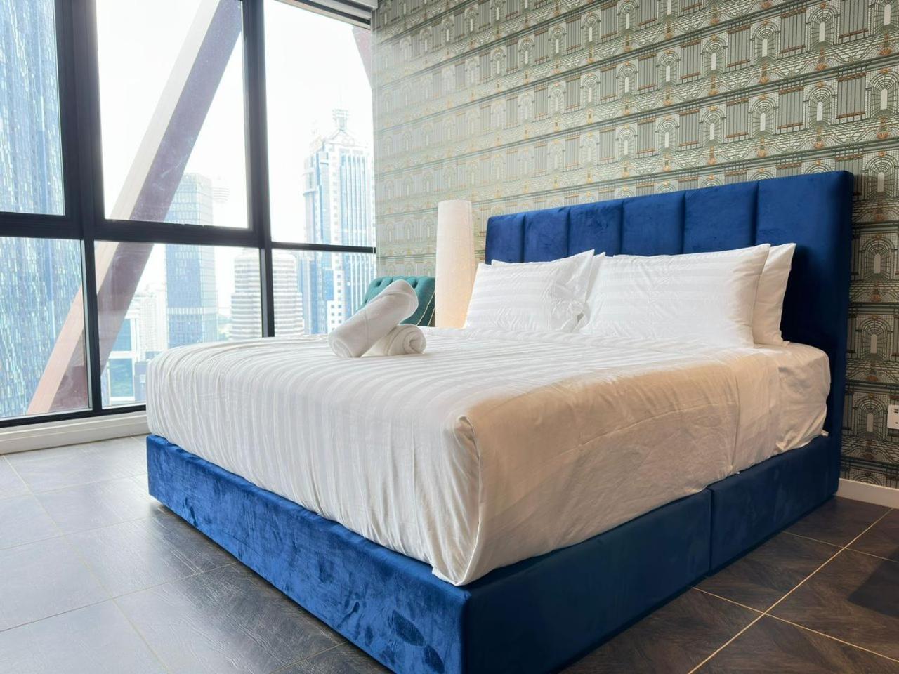 Scarletz Klcc Twintower By One39kl Apartment