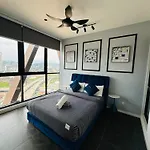 Scarletz Suites Klcc Twintower By One39Kl