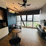 Scarletz Suites Klcc Twintower By One39Kl
