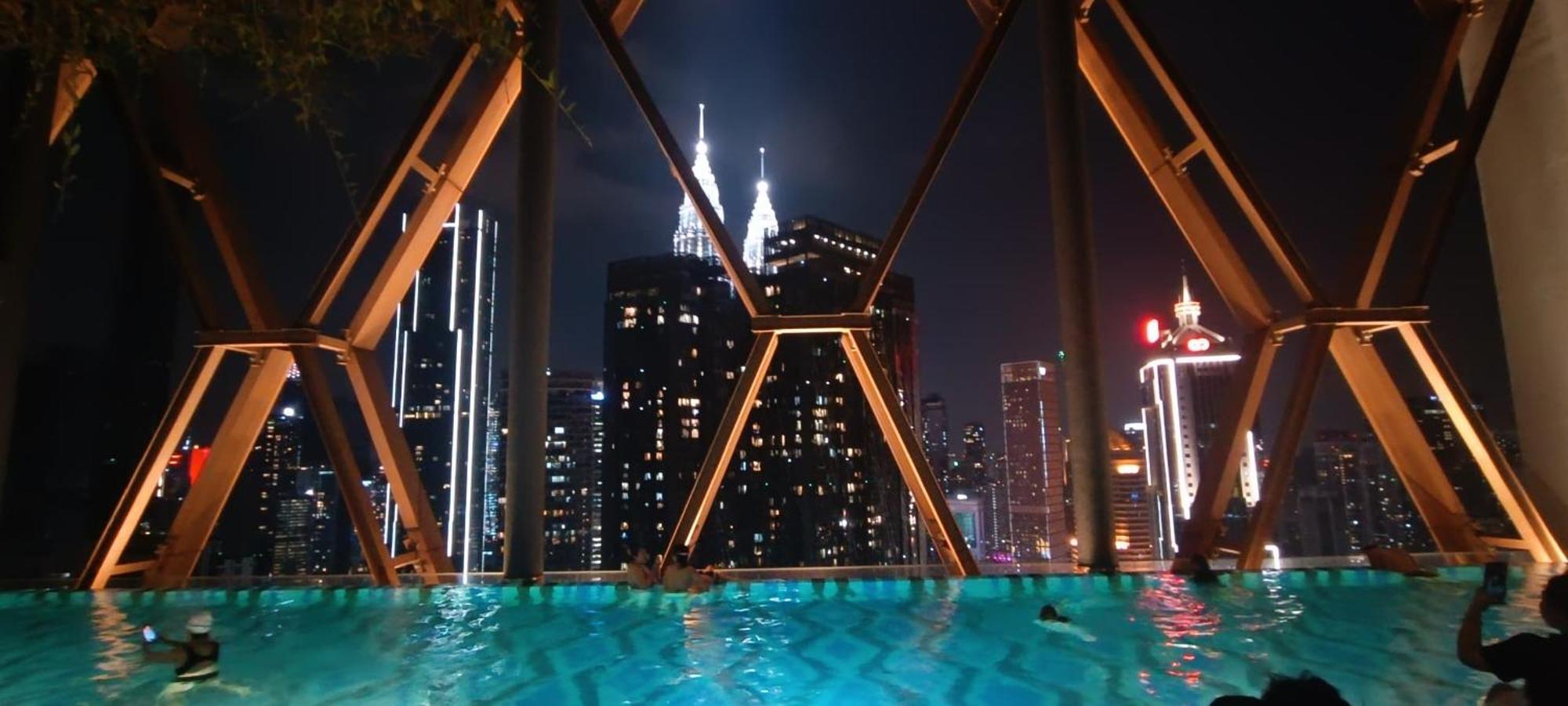 Scarletz Klcc Twintower By One39kl Kuala Lumpur